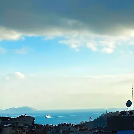 Li Pera İstanbul