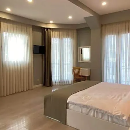 Li Pera 4* İstanbul