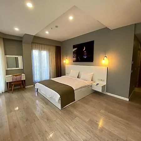 Li Pera 4*